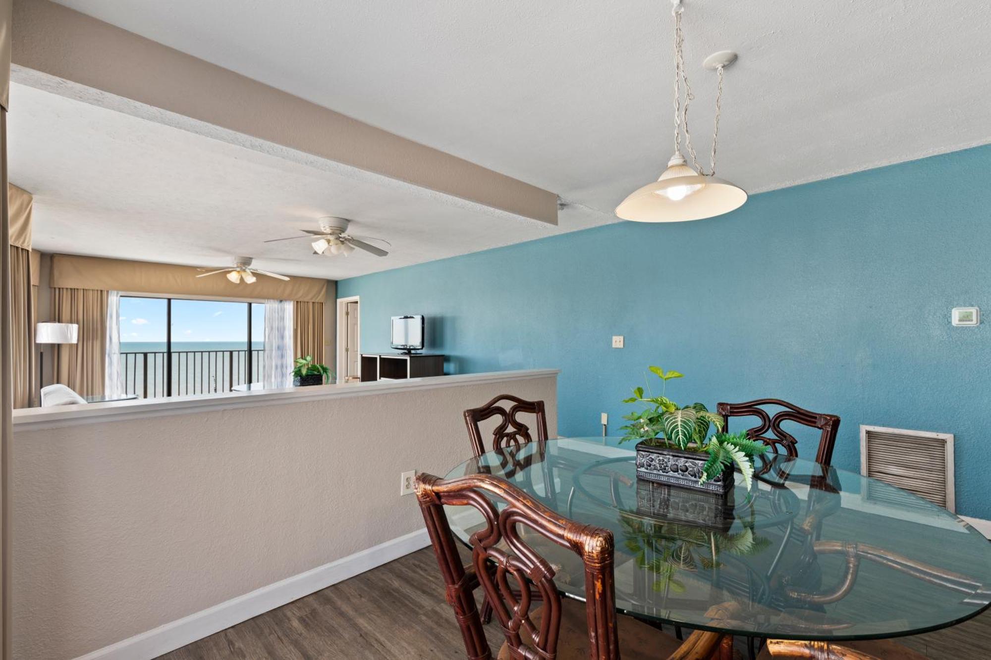 Ocean Crest Inn And Suites เมอร์เทิลบีช ภายนอก รูปภาพ